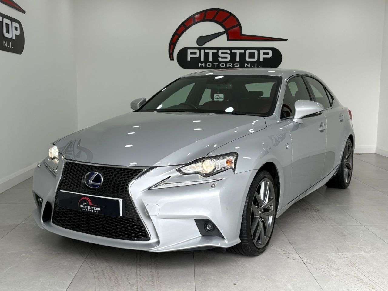 A 2016 LEXUS IS 2.5 300h F Sport Saloon 4dr Petrol Hybrid E-CVT Euro 6 (s/s) (223 ps) A 2016 LEXUS IS 2.5 300h F Sport Saloon 4dr Petrol Hybrid E-CVT Euro 6 (s/s) (223 ps)