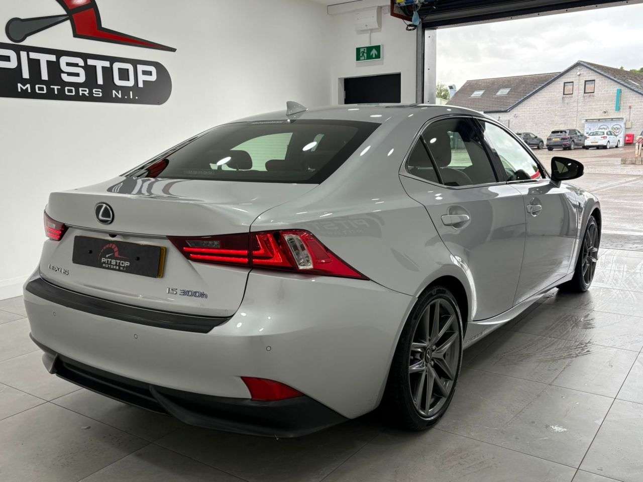 2016 LEXUS IS 2016 LEXUS IS