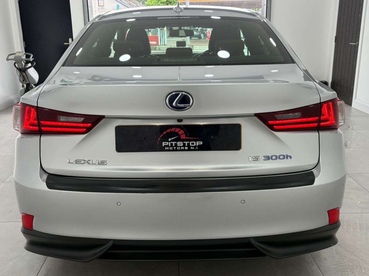 2016 LEXUS IS 2016 LEXUS IS