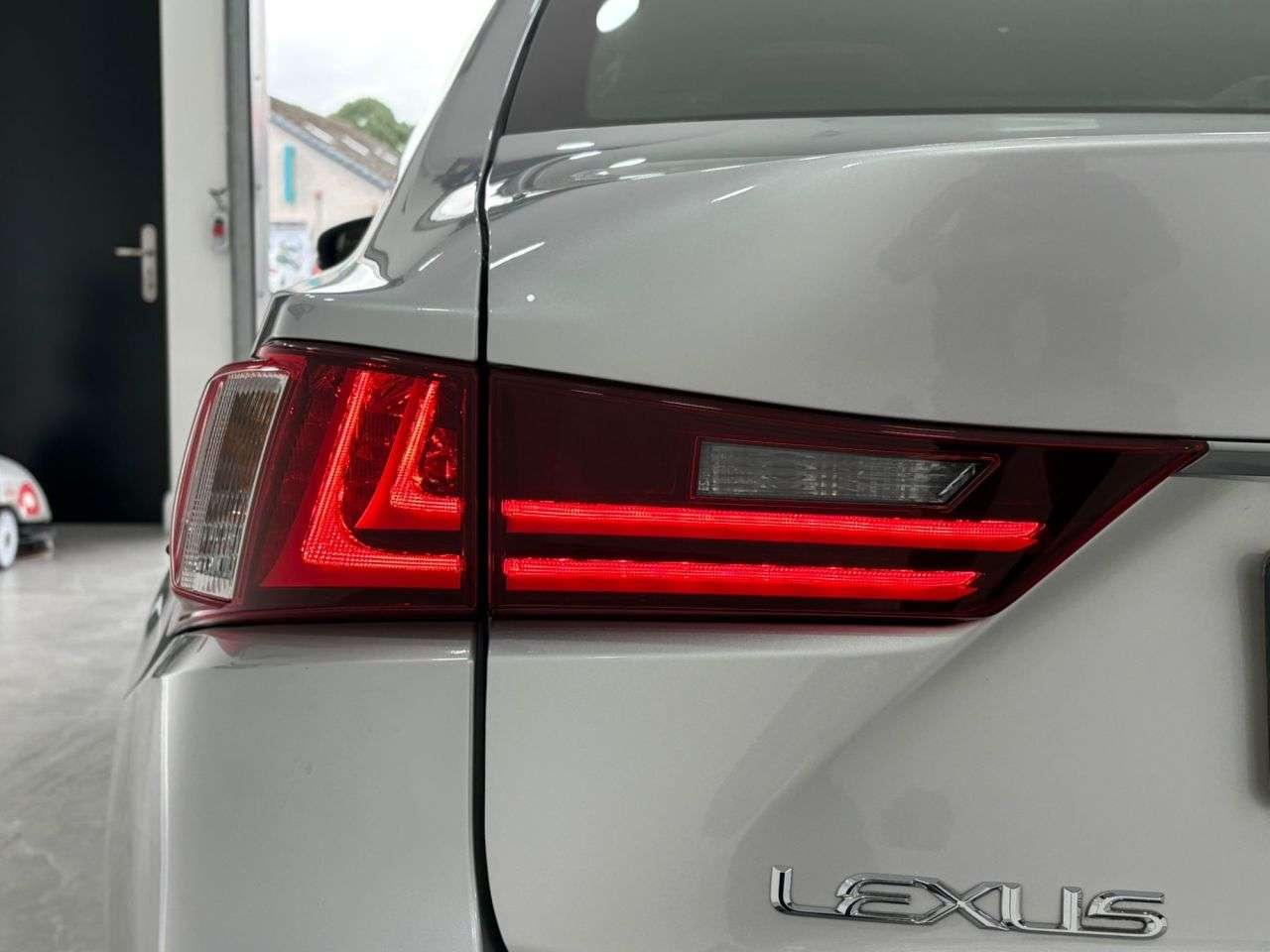 2016 LEXUS IS 2016 LEXUS IS