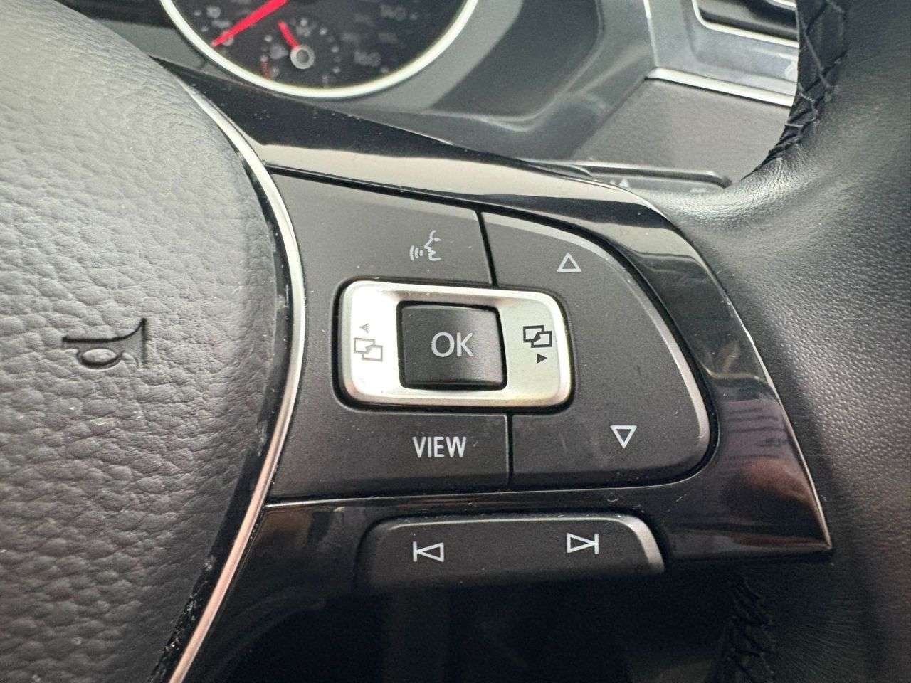 2019 VOLKSWAGEN TIGUAN 2019 VOLKSWAGEN TIGUAN