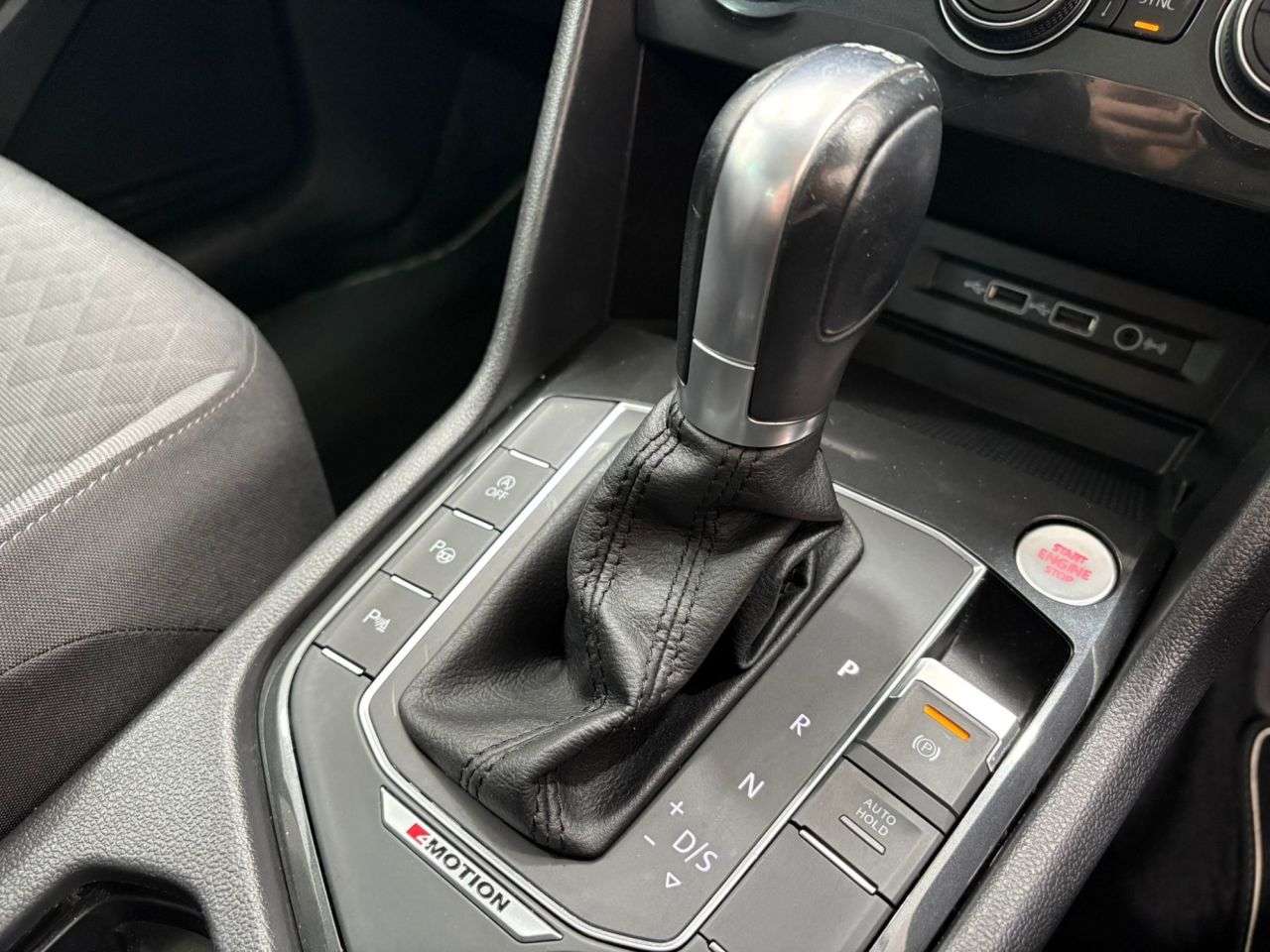 2019 VOLKSWAGEN TIGUAN 2019 VOLKSWAGEN TIGUAN