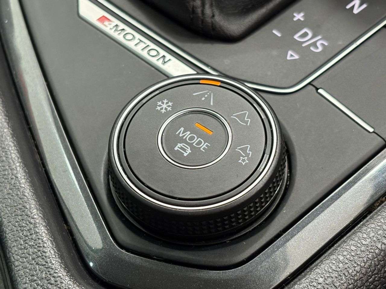 2019 VOLKSWAGEN TIGUAN 2019 VOLKSWAGEN TIGUAN
