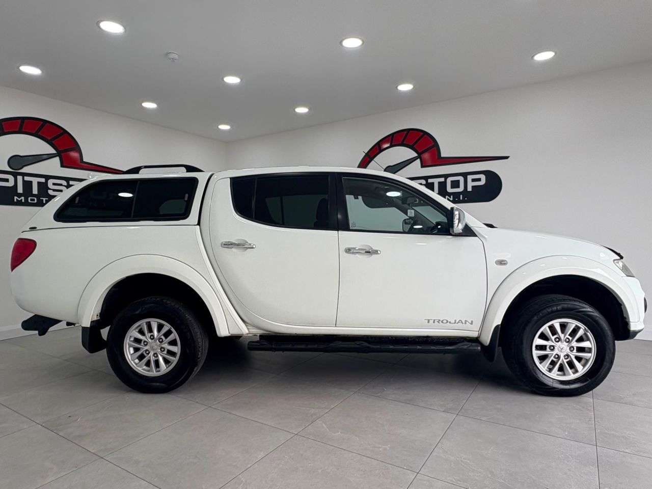 2014 MITSUBISHI L200 2014 MITSUBISHI L200