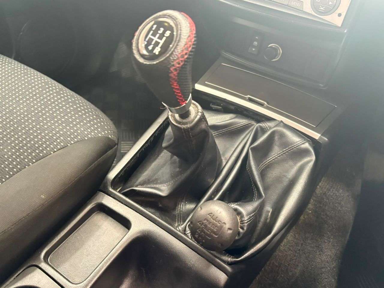 2014 MITSUBISHI L200 2014 MITSUBISHI L200