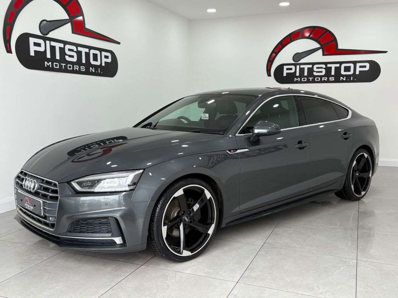 A 2017 AUDI A5 2.0 TDI ultra S line Sportback 5dr Diesel S Tronic Euro 6 (s/s) (190 ps) A 2017 AUDI A5 2.0 TDI ultra S line Sportback 5dr Diesel S Tronic Euro 6 (s/s) (190 ps)
