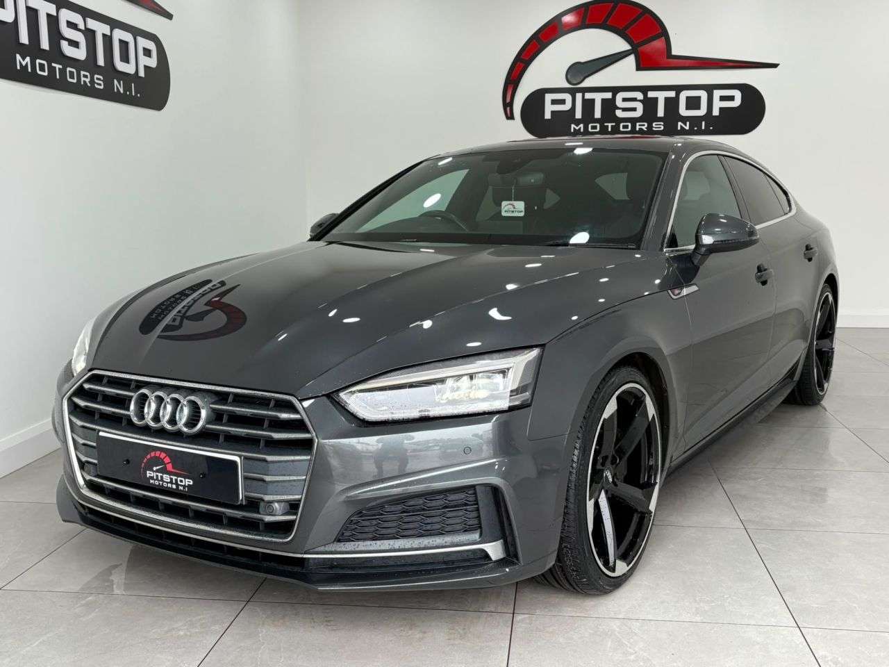 A 2017 AUDI A5 2.0 TDI ultra S line Sportback 5dr Diesel S Tronic Euro 6 (s/s) (190 ps) A 2017 AUDI A5 2.0 TDI ultra S line Sportback 5dr Diesel S Tronic Euro 6 (s/s) (190 ps)
