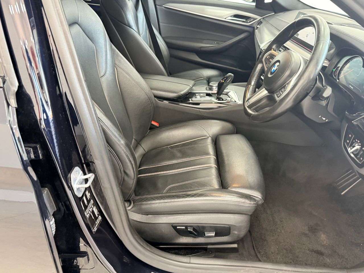 2018 BMW 5 SERIES 2018 BMW 5 SERIES