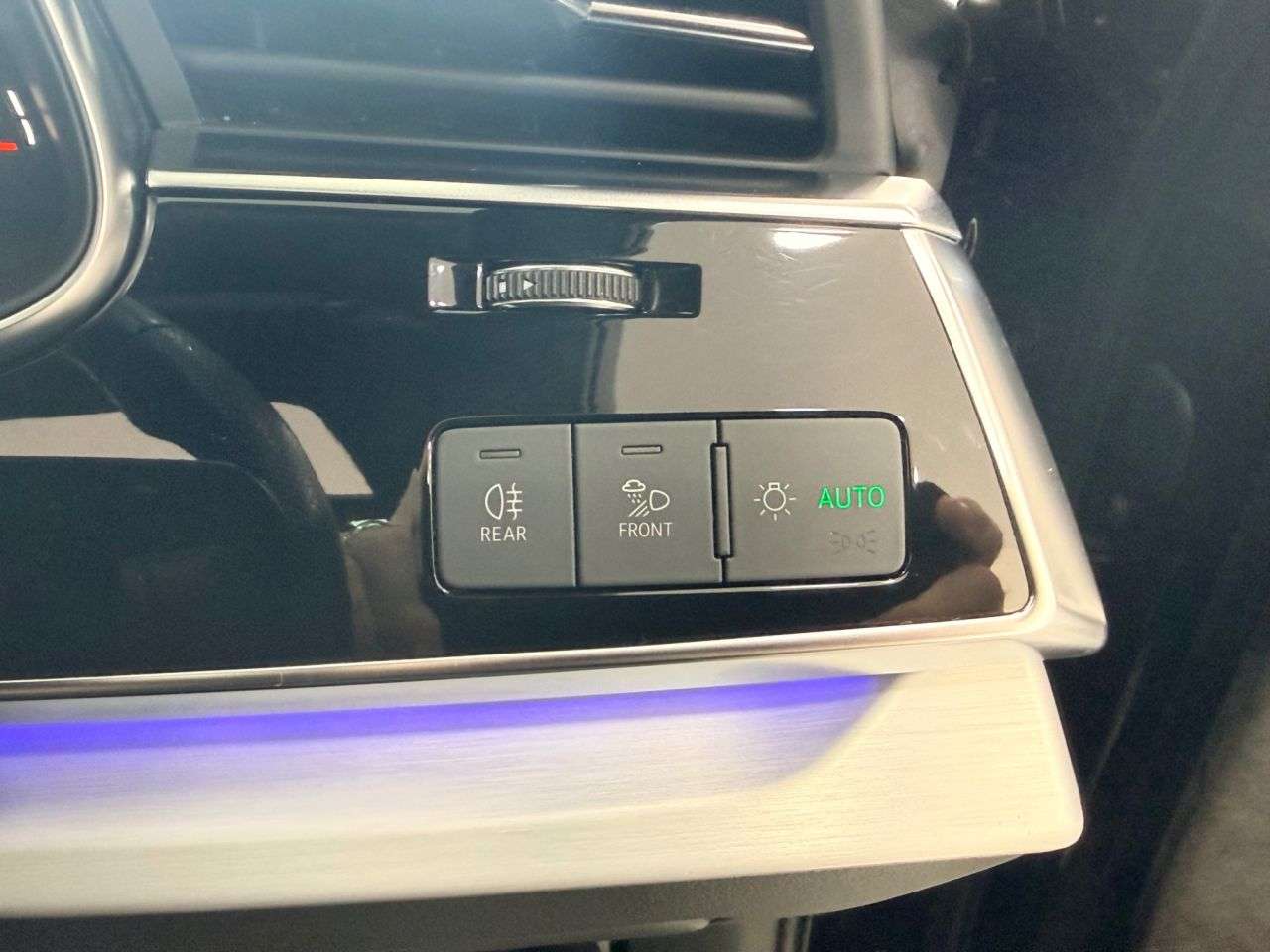 2020 AUDI Q7 2020 AUDI Q7