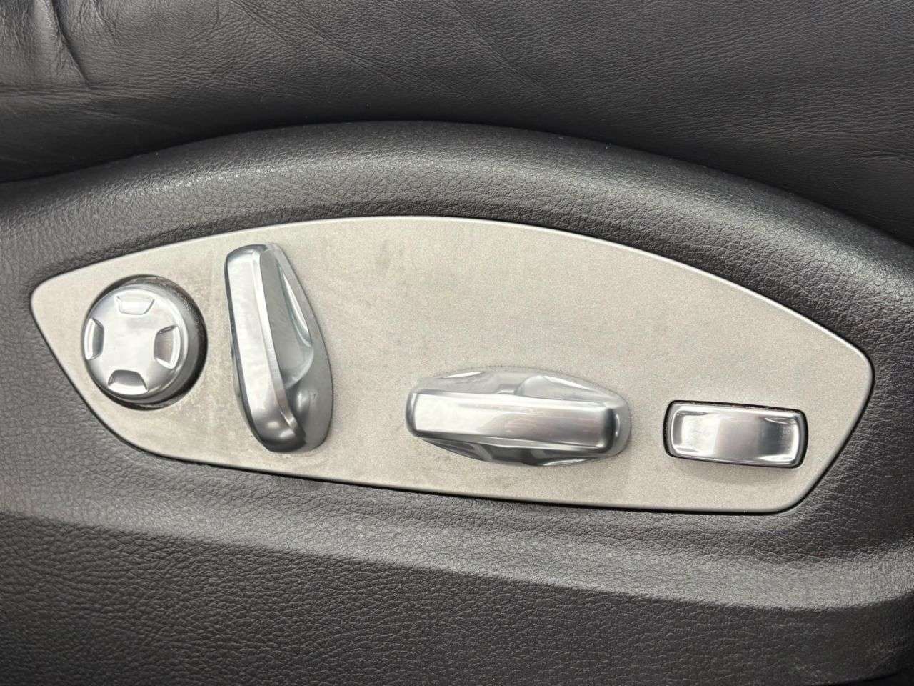 2016 PORSCHE MACAN 2016 PORSCHE MACAN