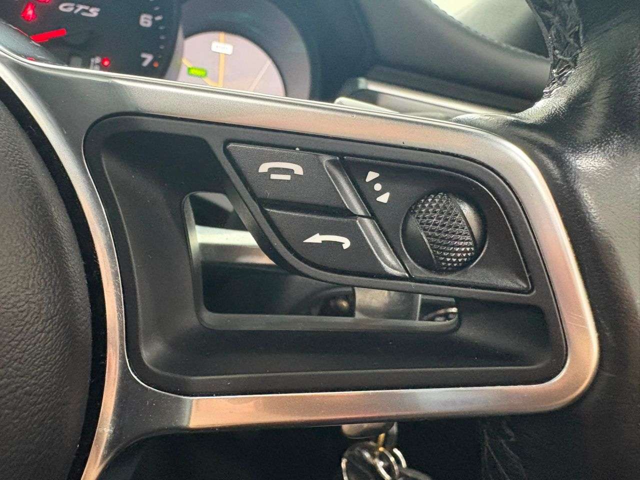 2016 PORSCHE MACAN 2016 PORSCHE MACAN