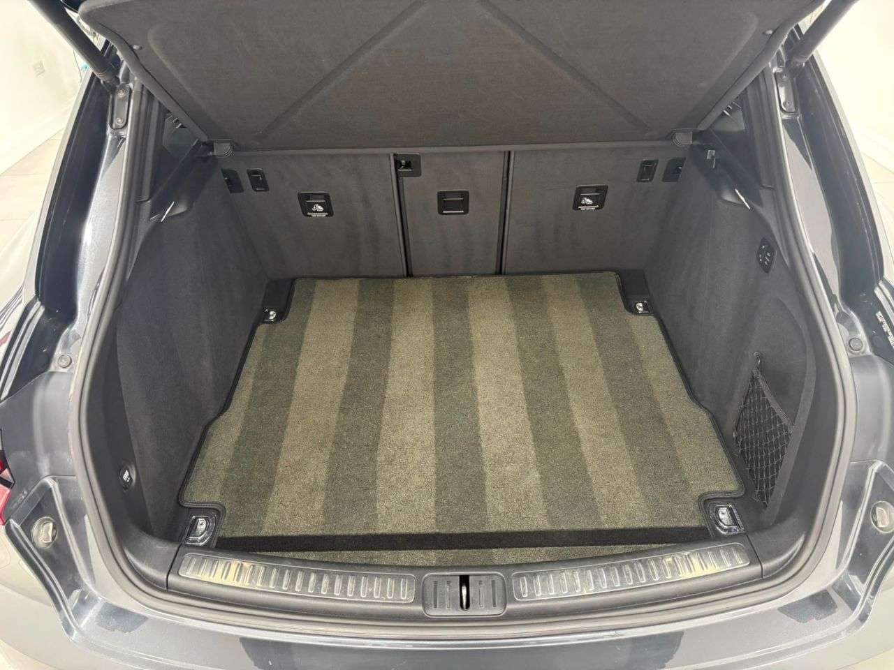 2016 PORSCHE MACAN 2016 PORSCHE MACAN