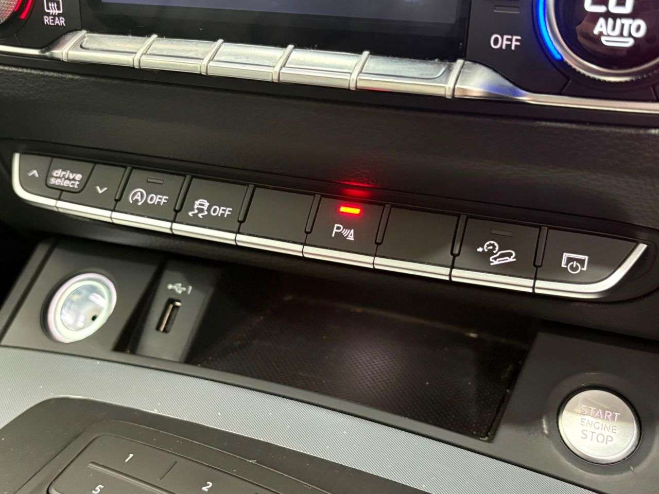2018 AUDI Q5 2018 AUDI Q5