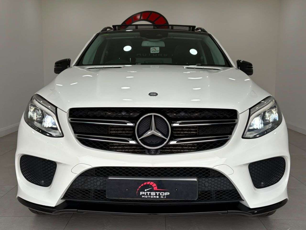 A 2016 MERCEDES-BENZ GLE 2.1 GLE250d AMG Line (Premium) SUV 5dr Diesel G-Tronic 4MATIC Euro 6 (s/s) A 2016 MERCEDES-BENZ GLE 2.1 GLE250d AMG Line (Premium) SUV 5dr Diesel G-Tronic 4MATIC Euro 6 (s/s)
