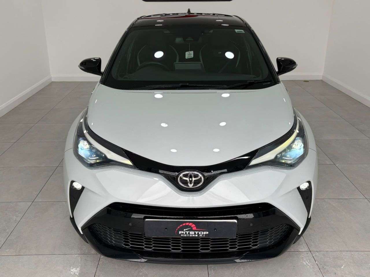 A 2021 TOYOTA C-HR 1.8 VVT-h GR SPORT SUV 5dr Petrol Hybrid CVT Euro 6 (s/s) (122 ps) A 2021 TOYOTA C-HR 1.8 VVT-h GR SPORT SUV 5dr Petrol Hybrid CVT Euro 6 (s/s) (122 ps)