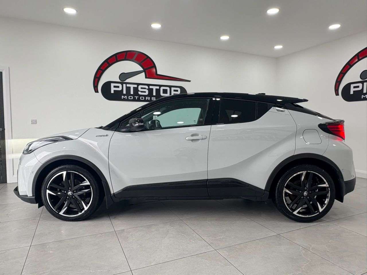 2021 TOYOTA C-HR 2021 TOYOTA C-HR
