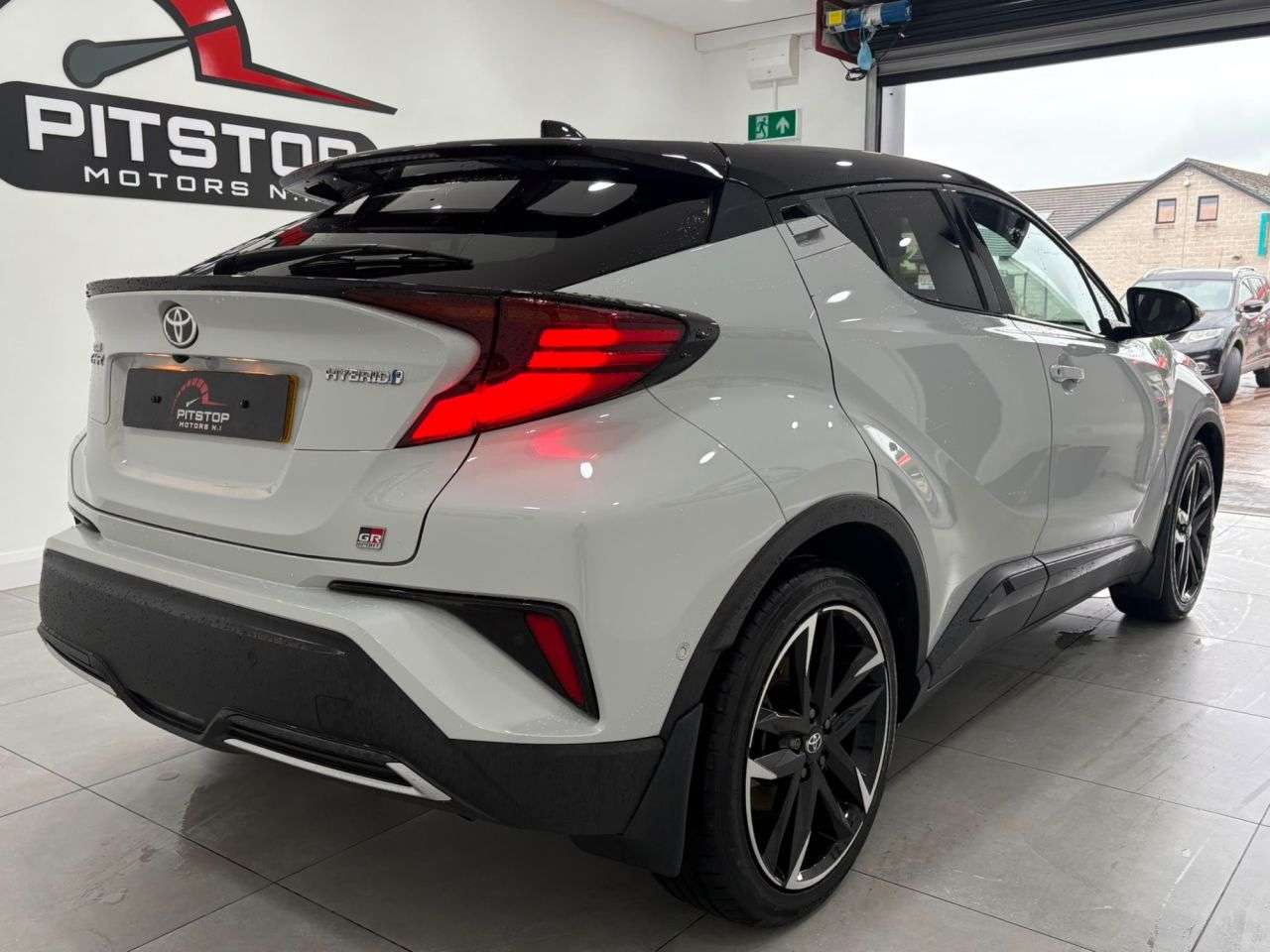 2021 TOYOTA C-HR 2021 TOYOTA C-HR