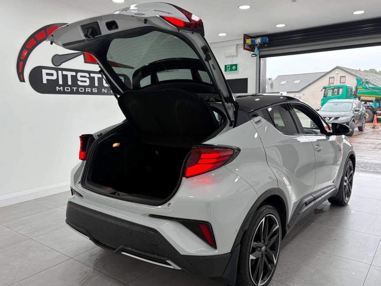 2021 TOYOTA C-HR 2021 TOYOTA C-HR
