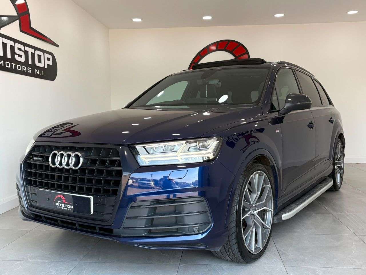A 2018 AUDI Q7 3.0 TDI V6 Black Edition SUV 5dr Diesel Tiptronic quattro Euro 6 (s/s) (272 A 2018 AUDI Q7 3.0 TDI V6 Black Edition SUV 5dr Diesel Tiptronic quattro Euro 6 (s/s) (272