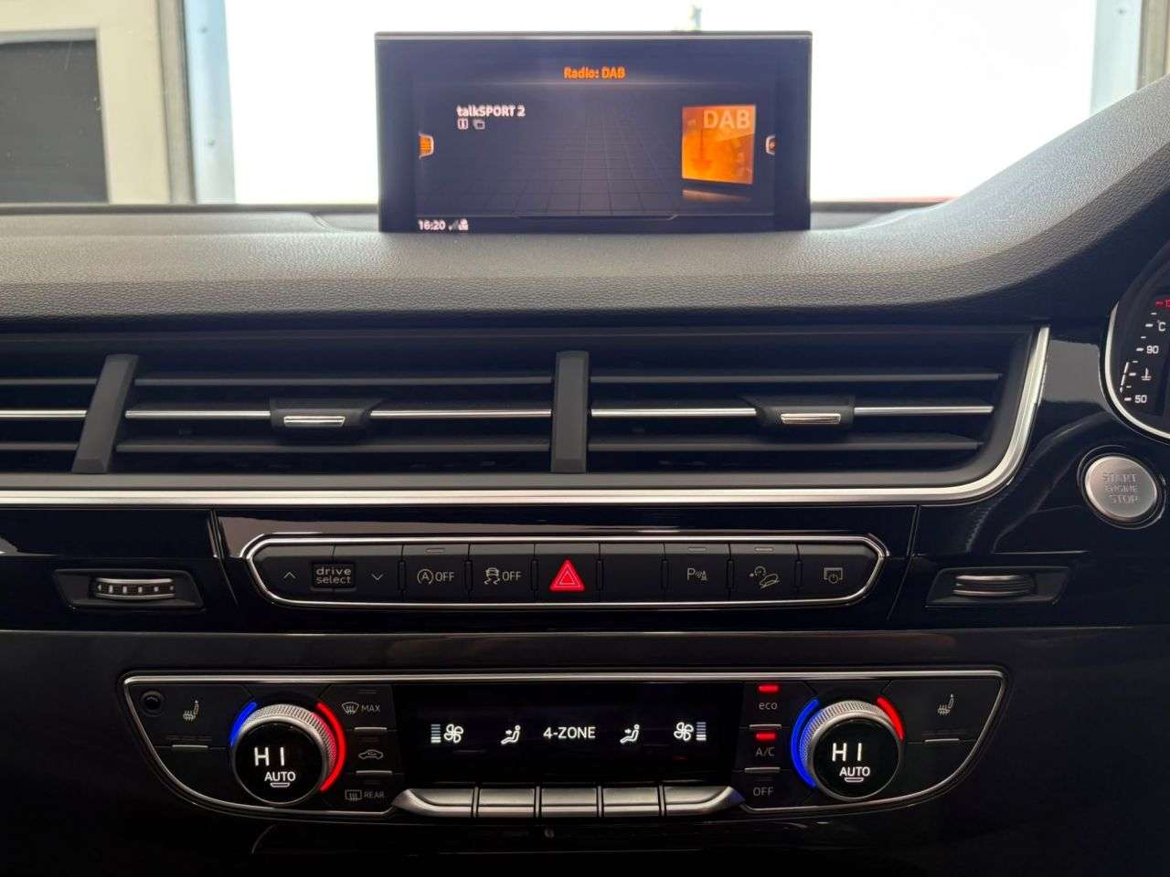 2018 AUDI Q7 2018 AUDI Q7