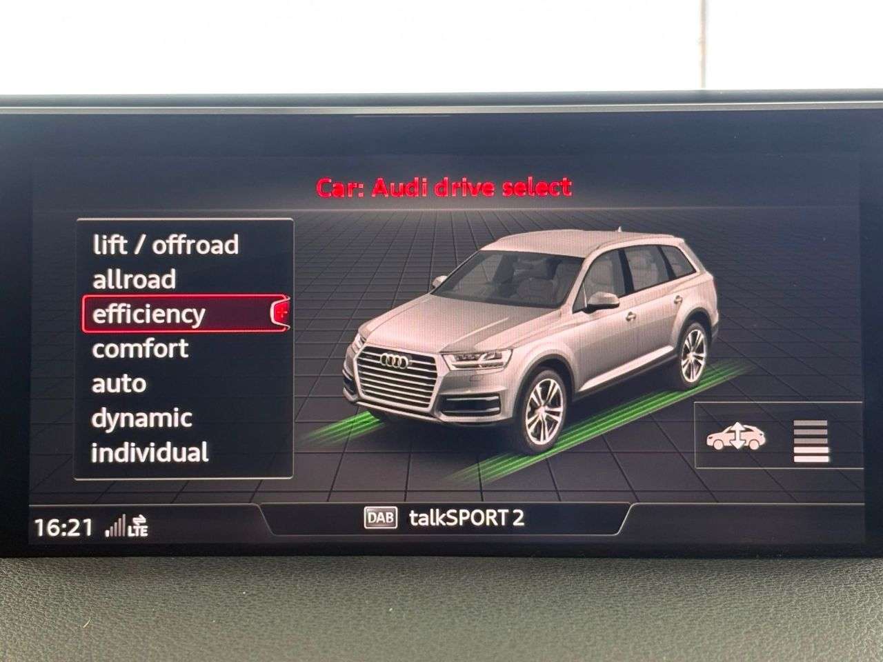2018 AUDI Q7 2018 AUDI Q7