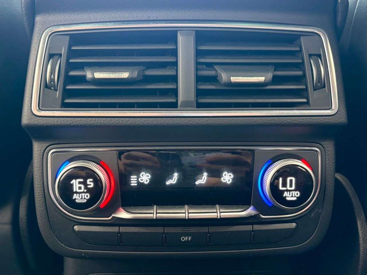 2018 AUDI Q7 2018 AUDI Q7