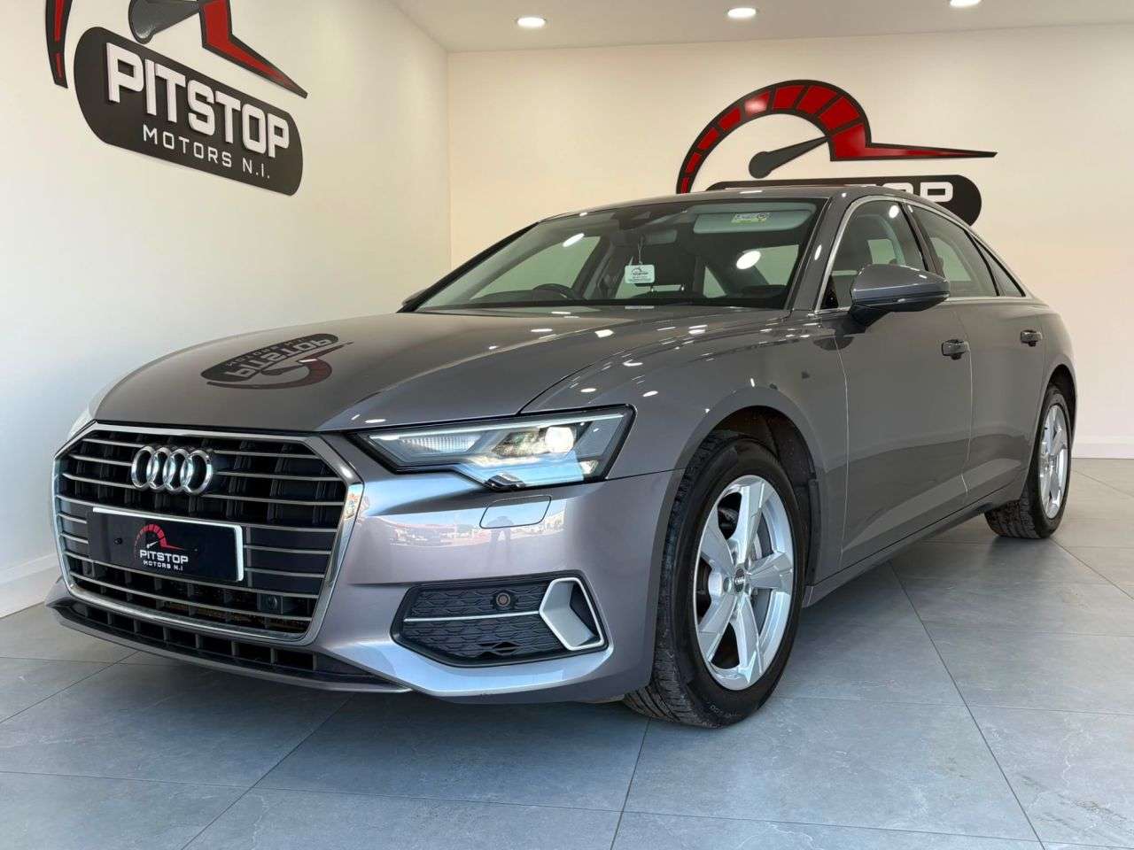 A 2018 AUDI A6 SALOON 2.0 TDI 40 Sport Saloon 4dr Diesel S Tronic Euro 6 (s/s) (204 ps) A 2018 AUDI A6 SALOON 2.0 TDI 40 Sport Saloon 4dr Diesel S Tronic Euro 6 (s/s) (204 ps)