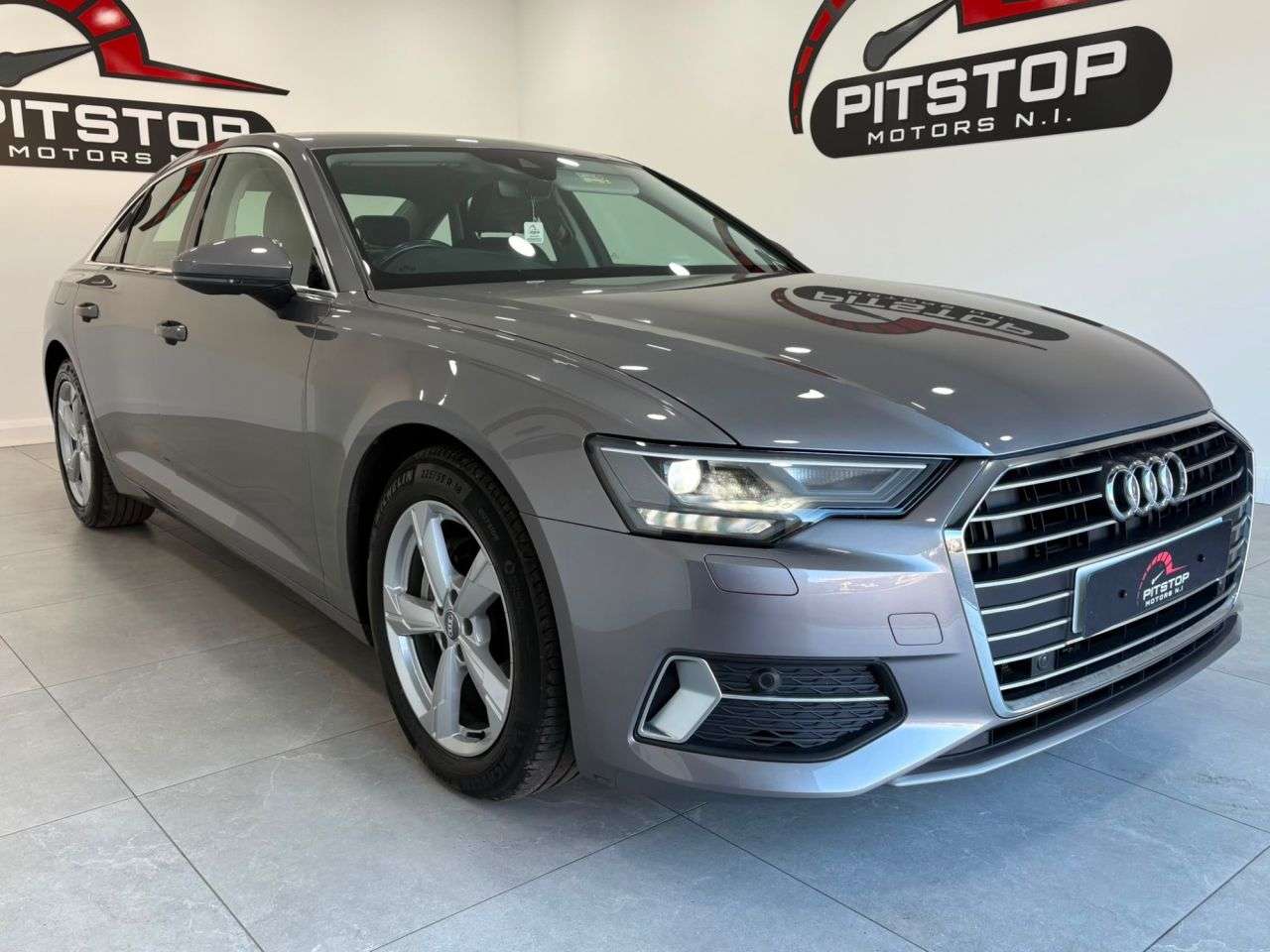 A 2018 AUDI A6 SALOON 2.0 TDI 40 Sport Saloon 4dr Diesel S Tronic Euro 6 (s/s) (204 ps) A 2018 AUDI A6 SALOON 2.0 TDI 40 Sport Saloon 4dr Diesel S Tronic Euro 6 (s/s) (204 ps)