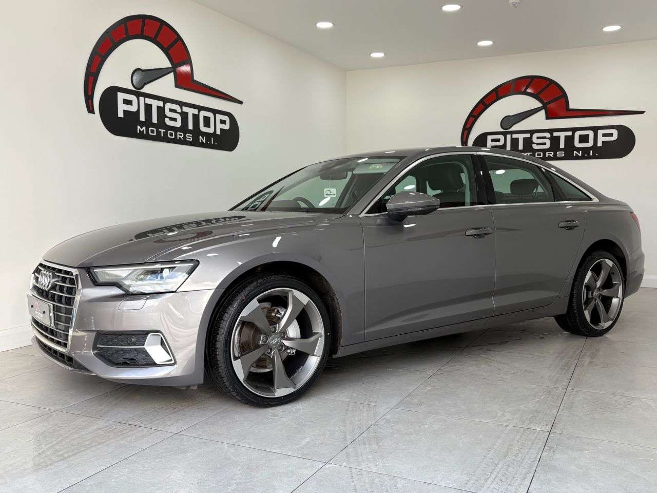 A 2018 AUDI A6 SALOON 2.0 TDI 40 Sport Saloon 4dr Diesel S Tronic Euro 6 (s/s) (204 ps) A 2018 AUDI A6 SALOON 2.0 TDI 40 Sport Saloon 4dr Diesel S Tronic Euro 6 (s/s) (204 ps)