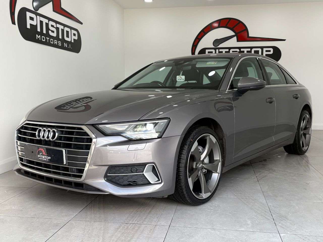 A 2018 AUDI A6 SALOON 2.0 TDI 40 Sport Saloon 4dr Diesel S Tronic Euro 6 (s/s) (204 ps) A 2018 AUDI A6 SALOON 2.0 TDI 40 Sport Saloon 4dr Diesel S Tronic Euro 6 (s/s) (204 ps)