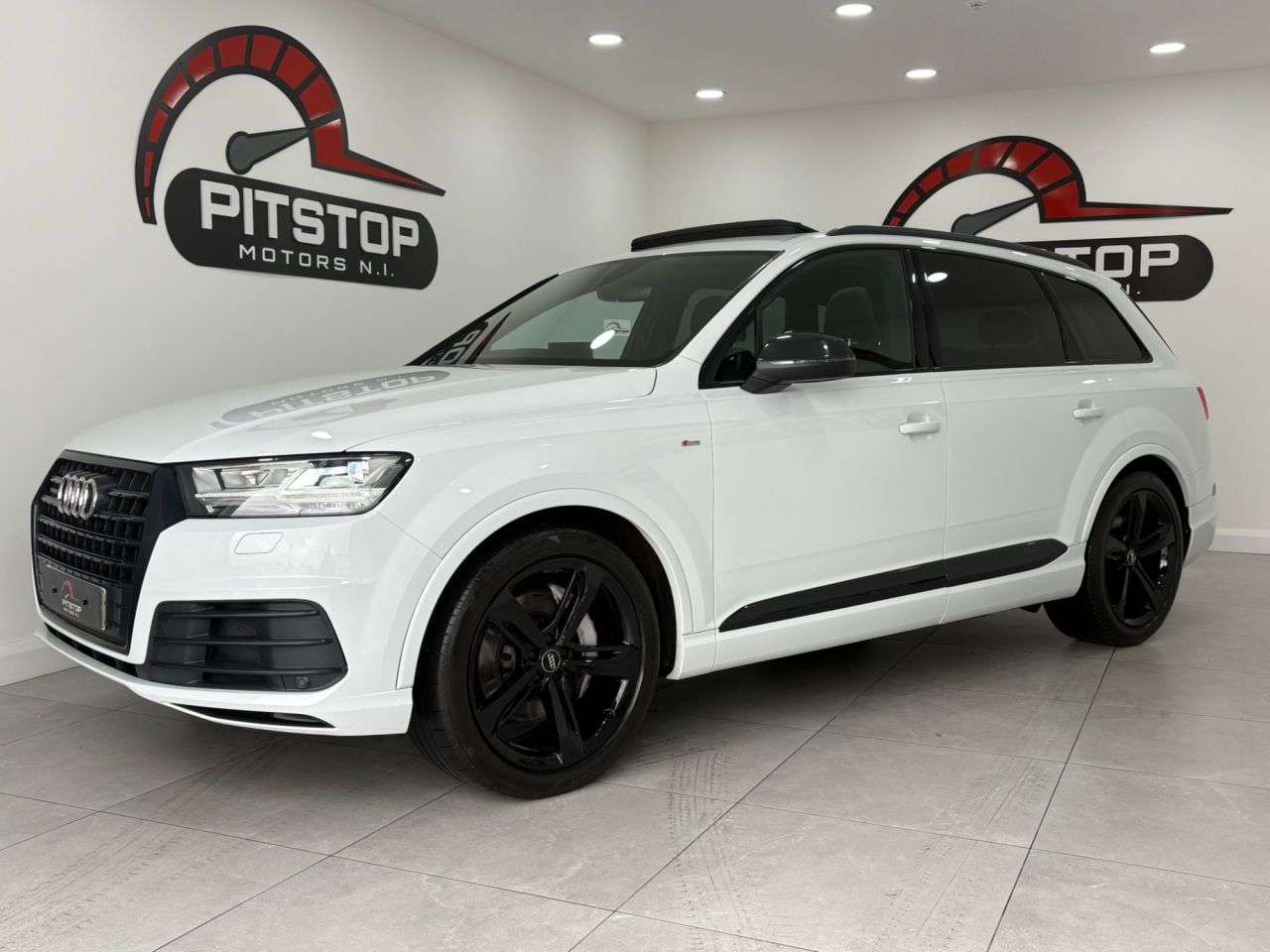 A 2019 AUDI Q7 3.0 TDI V6 50 Black Edition SUV 5dr Diesel Tiptronic quattro Euro 6 (s/s) ( A 2019 AUDI Q7 3.0 TDI V6 50 Black Edition SUV 5dr Diesel Tiptronic quattro Euro 6 (s/s) (