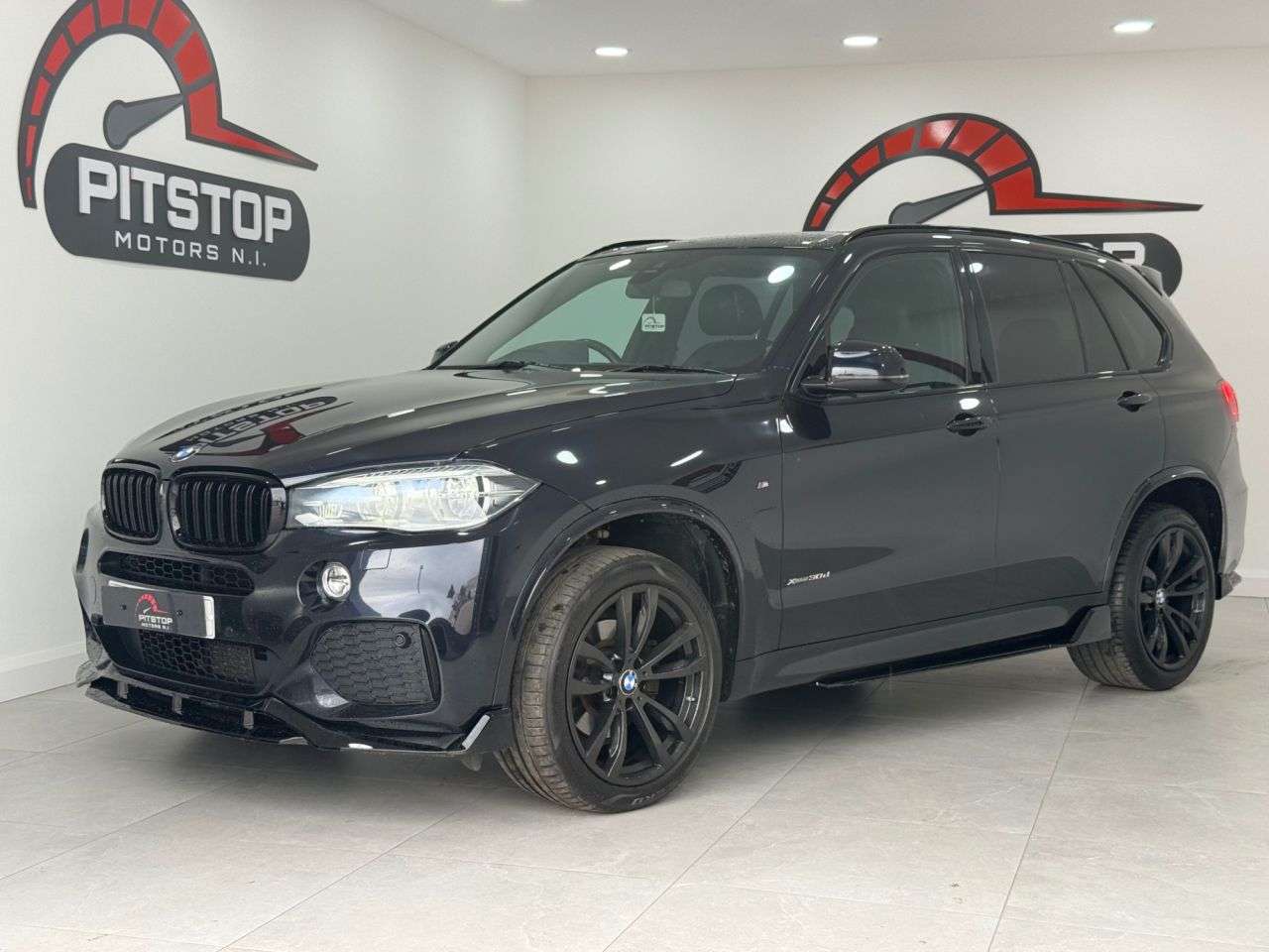 A 2015 BMW X5 3.0 30d M Sport SUV 5dr Diesel Auto xDrive Euro 6 (s/s) (258 ps) A 2015 BMW X5 3.0 30d M Sport SUV 5dr Diesel Auto xDrive Euro 6 (s/s) (258 ps)