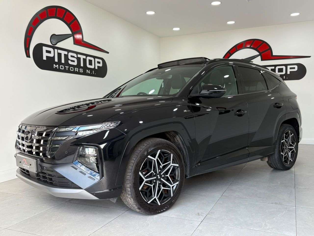 A 2022 HYUNDAI TUCSON 1.6 h T-GDi N Line S SUV 5dr Petrol Hybrid Auto Euro 6 (s/s) (230 ps) A 2022 HYUNDAI TUCSON 1.6 h T-GDi N Line S SUV 5dr Petrol Hybrid Auto Euro 6 (s/s) (230 ps)