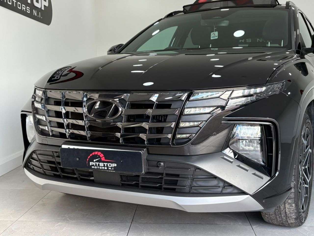 A 2022 HYUNDAI TUCSON 1.6 h T-GDi N Line S SUV 5dr Petrol Hybrid Auto Euro 6 (s/s) (230 ps) A 2022 HYUNDAI TUCSON 1.6 h T-GDi N Line S SUV 5dr Petrol Hybrid Auto Euro 6 (s/s) (230 ps)