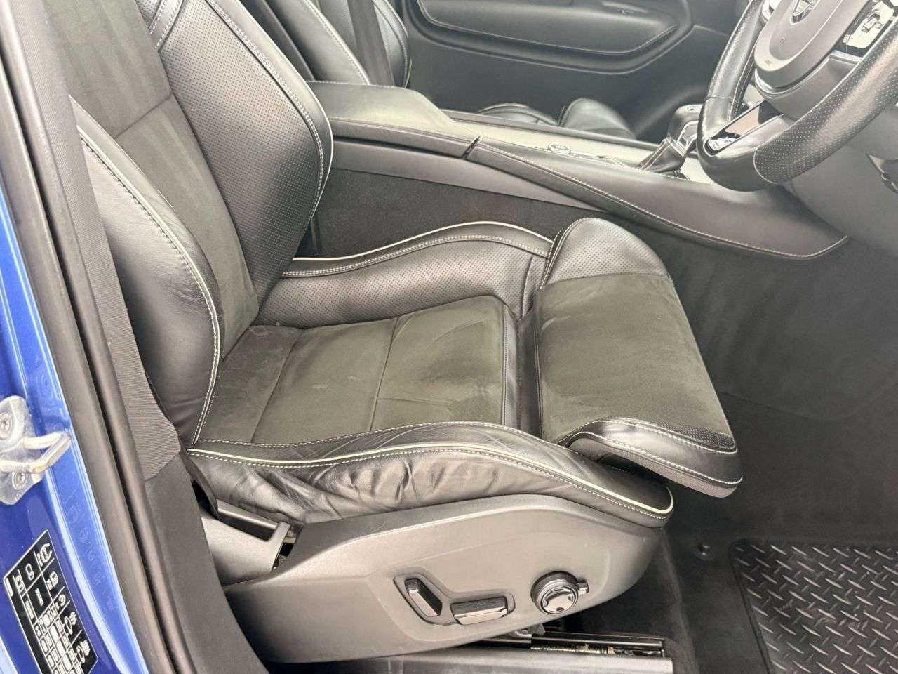 2019 VOLVO XC90 2019 VOLVO XC90