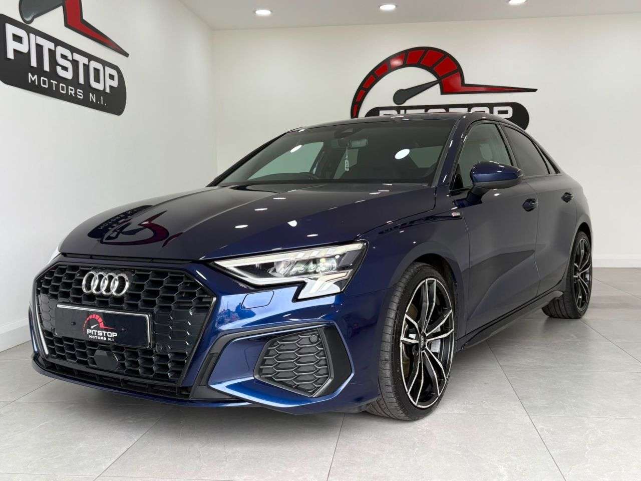 A 2021 AUDI A3 2.0 TDI 30 S line Saloon 4dr Diesel S Tronic Euro 6 (s/s) (116 ps) A 2021 AUDI A3 2.0 TDI 30 S line Saloon 4dr Diesel S Tronic Euro 6 (s/s) (116 ps)
