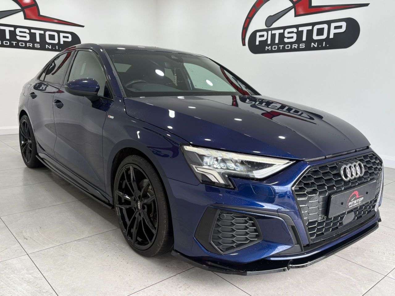 A 2021 AUDI A3 2.0 TDI 30 S line Saloon 4dr Diesel S Tronic Euro 6 (s/s) (116 ps) A 2021 AUDI A3 2.0 TDI 30 S line Saloon 4dr Diesel S Tronic Euro 6 (s/s) (116 ps)