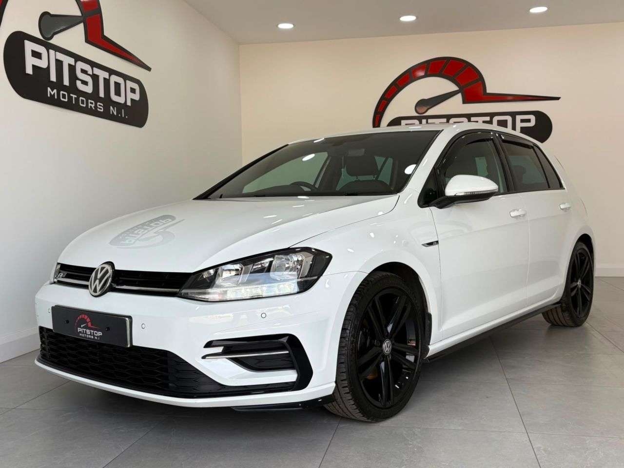A 2019 VOLKSWAGEN GOLF 1.5 TSI EVO R-Line Hatchback 5dr Petrol Manual Euro 6 (s/s) (150 ps) A 2019 VOLKSWAGEN GOLF 1.5 TSI EVO R-Line Hatchback 5dr Petrol Manual Euro 6 (s/s) (150 ps)