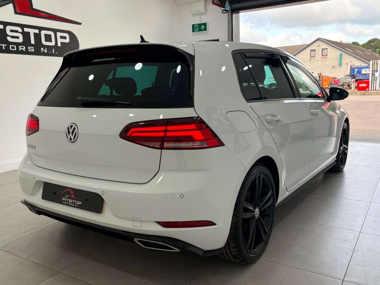 2019 VOLKSWAGEN GOLF 2019 VOLKSWAGEN GOLF