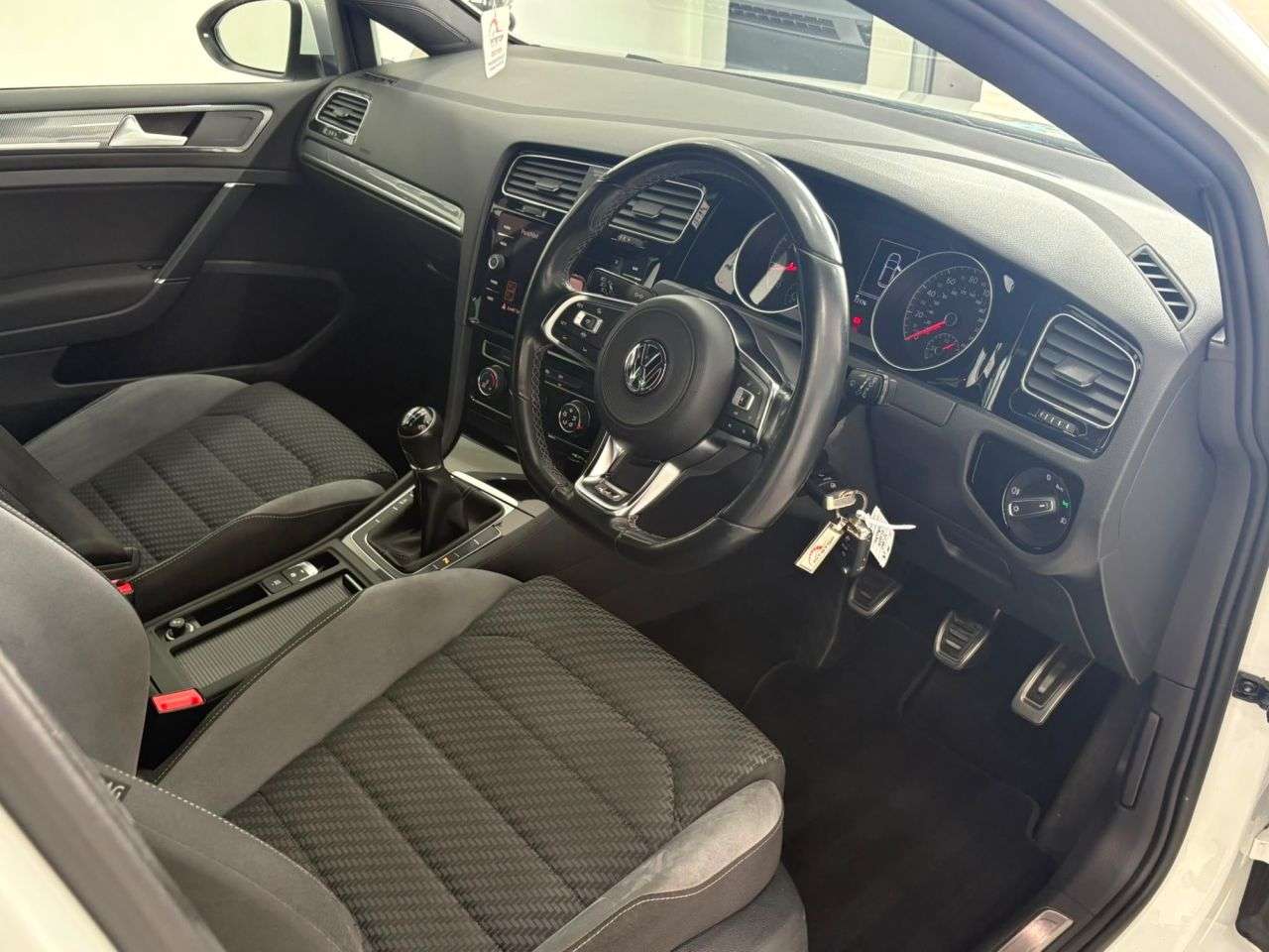 2019 VOLKSWAGEN GOLF 2019 VOLKSWAGEN GOLF
