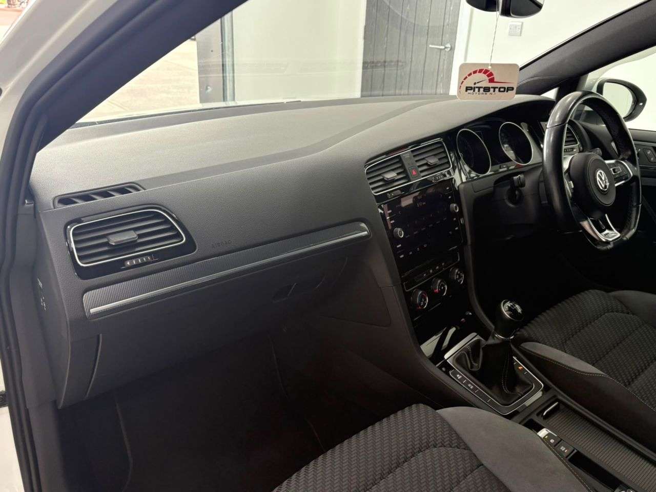 2019 VOLKSWAGEN GOLF 2019 VOLKSWAGEN GOLF