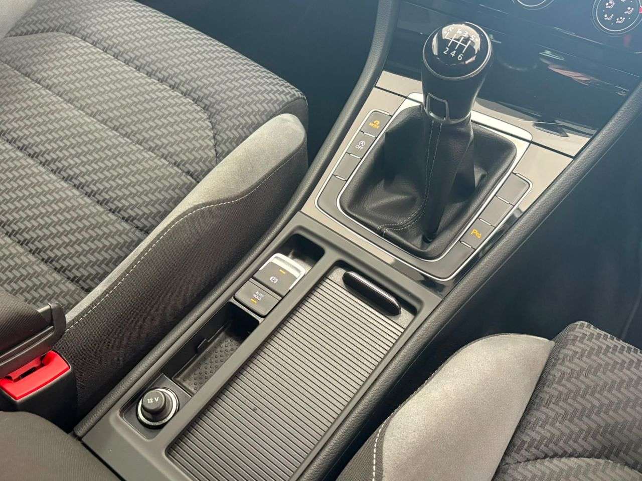 2019 VOLKSWAGEN GOLF 2019 VOLKSWAGEN GOLF
