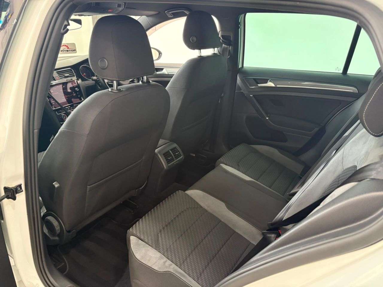 2019 VOLKSWAGEN GOLF 2019 VOLKSWAGEN GOLF