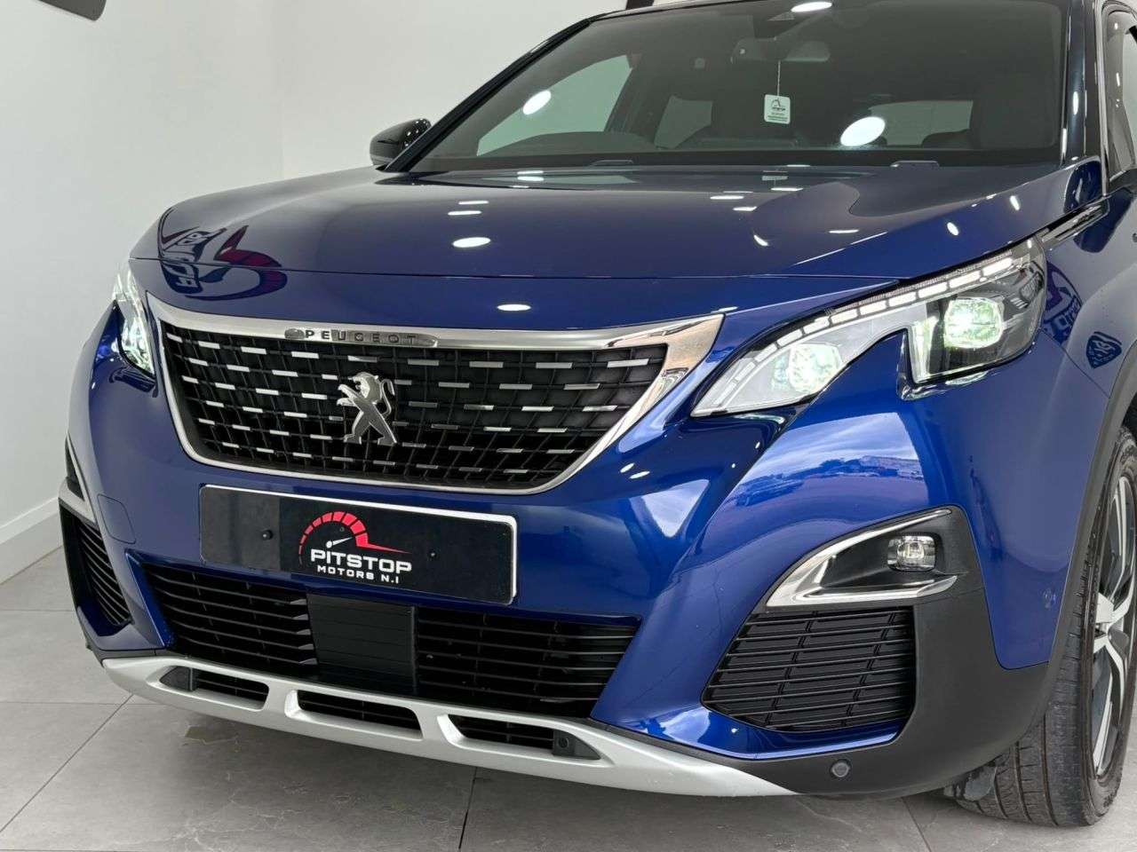 A 2017 PEUGEOT 3008 1.2 PureTech GT Line SUV 5dr Petrol Manual Euro 6 (s/s) (130 ps) A 2017 PEUGEOT 3008 1.2 PureTech GT Line SUV 5dr Petrol Manual Euro 6 (s/s) (130 ps)