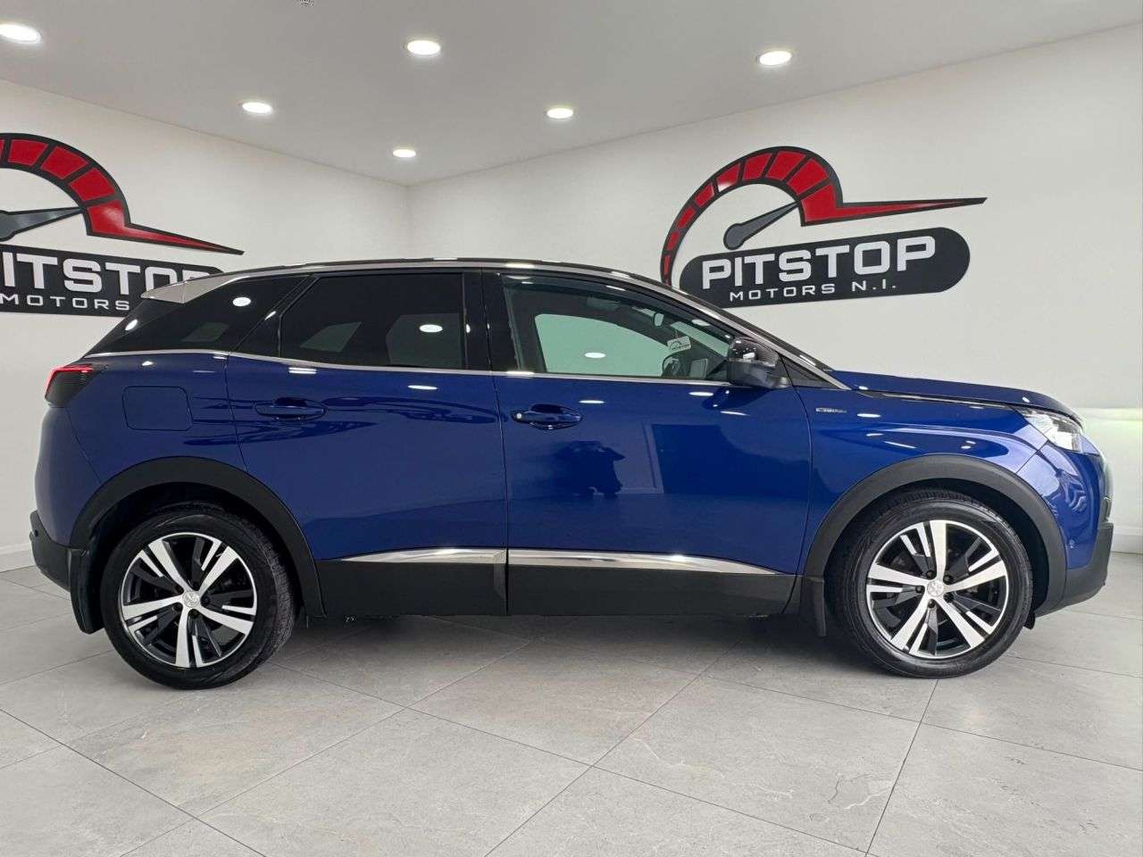 2017 PEUGEOT 3008 2017 PEUGEOT 3008