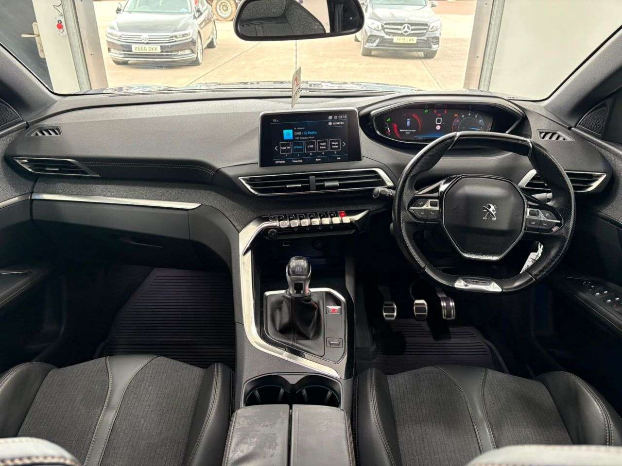 2017 PEUGEOT 3008 2017 PEUGEOT 3008