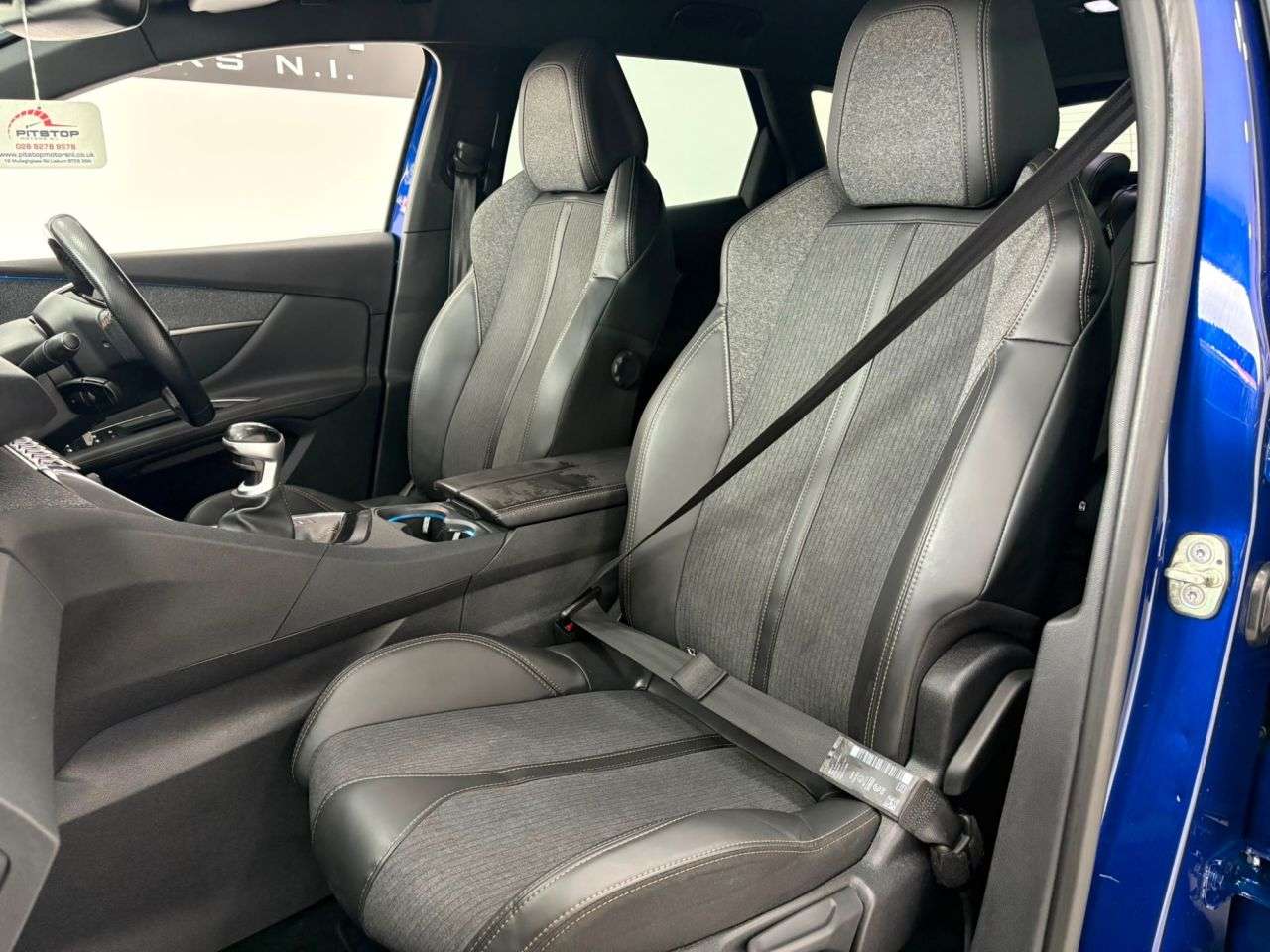 2017 PEUGEOT 3008 2017 PEUGEOT 3008