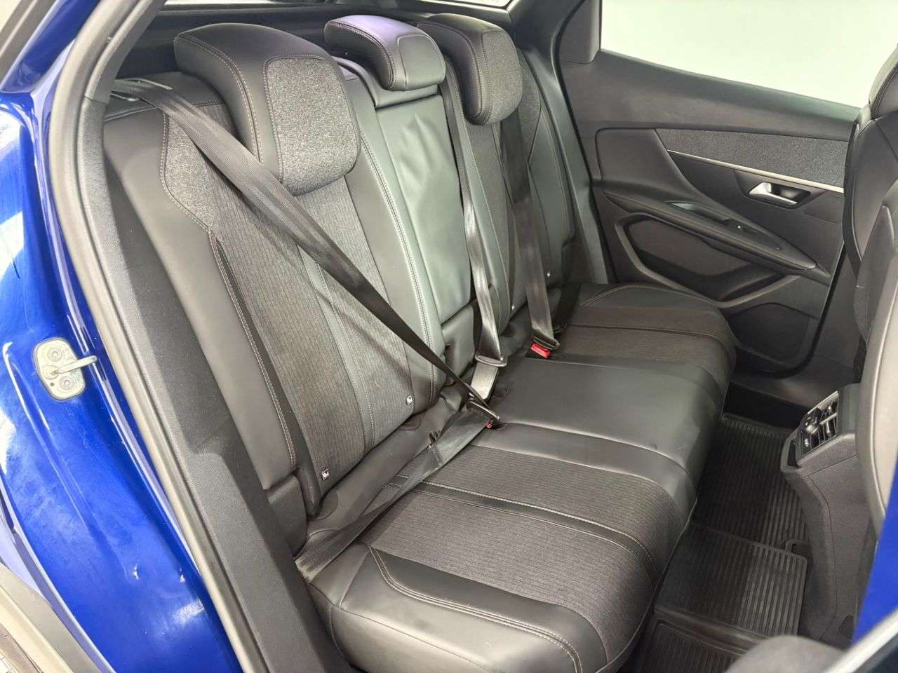 2017 PEUGEOT 3008 2017 PEUGEOT 3008