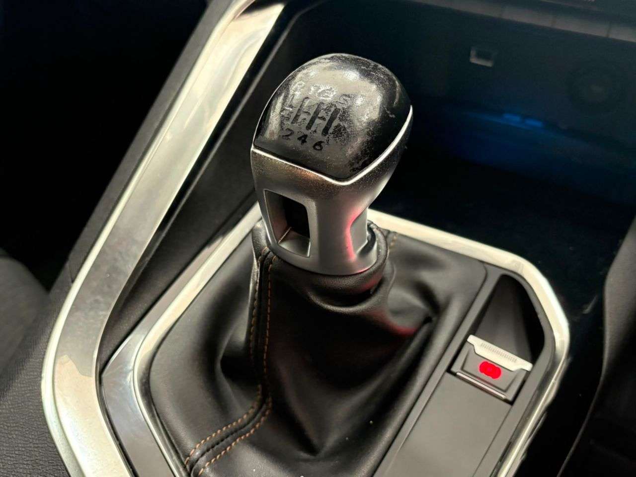 2017 PEUGEOT 3008 2017 PEUGEOT 3008