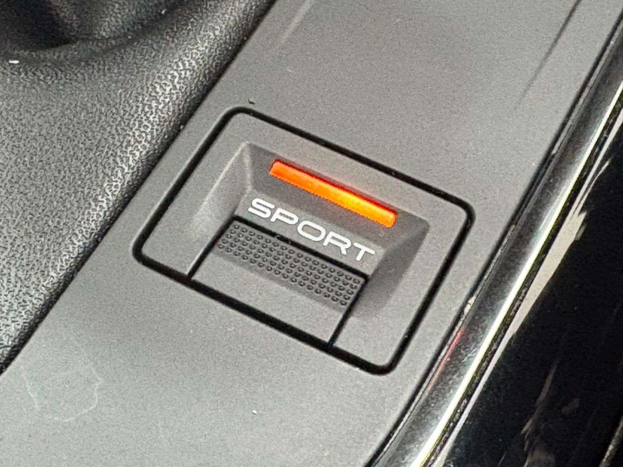 2017 PEUGEOT 3008 2017 PEUGEOT 3008